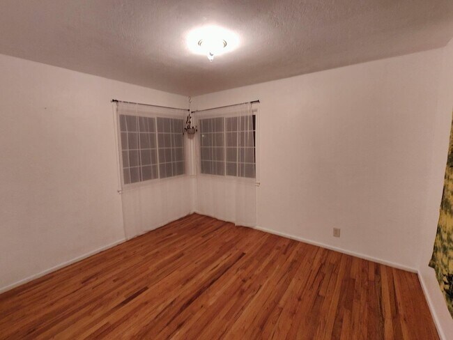 Building Photo - 358 S Monroe St
