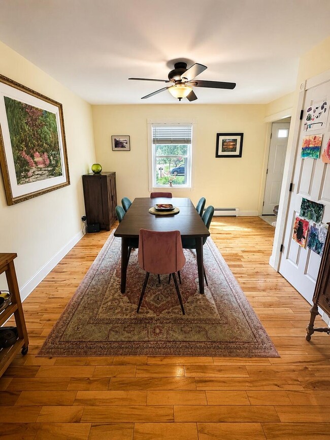 Dining Room - 5 Horseshoe Ln