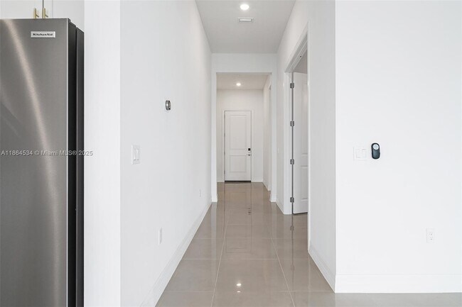 Building Photo - 10444 Northbrook Cir