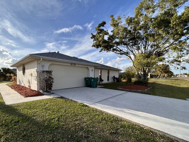 Foto del edificio - 25350 Narwhal Ln