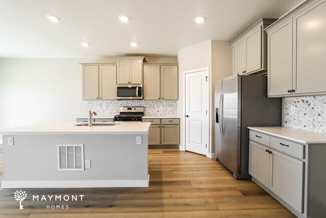 Building Photo - 9452 Truckee Ct