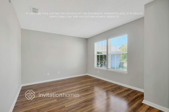 Building Photo - 12096 Coachman Lakes Way
