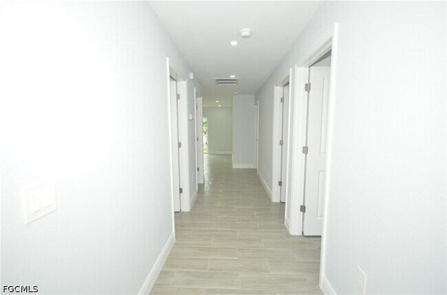Foto del edificio - 2955 Dunbar St