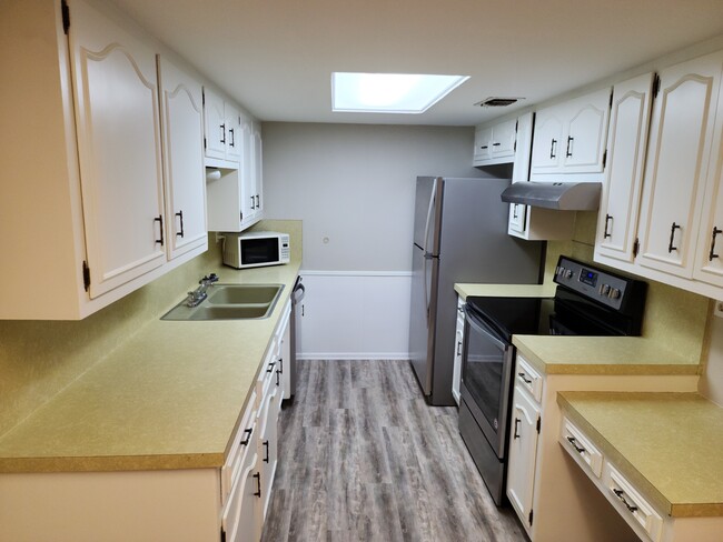 Building Photo - 9317 Powhatan Dr