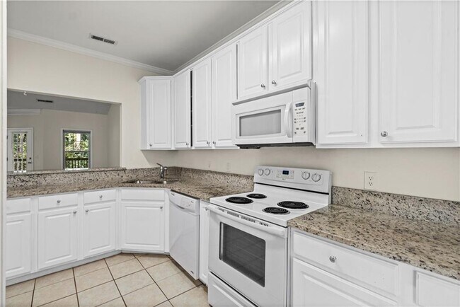 Foto del edificio - 8806 Fairview Bluff