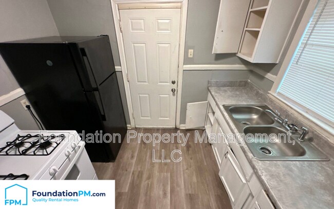 Foto del edificio - 3017 Gulf Ave