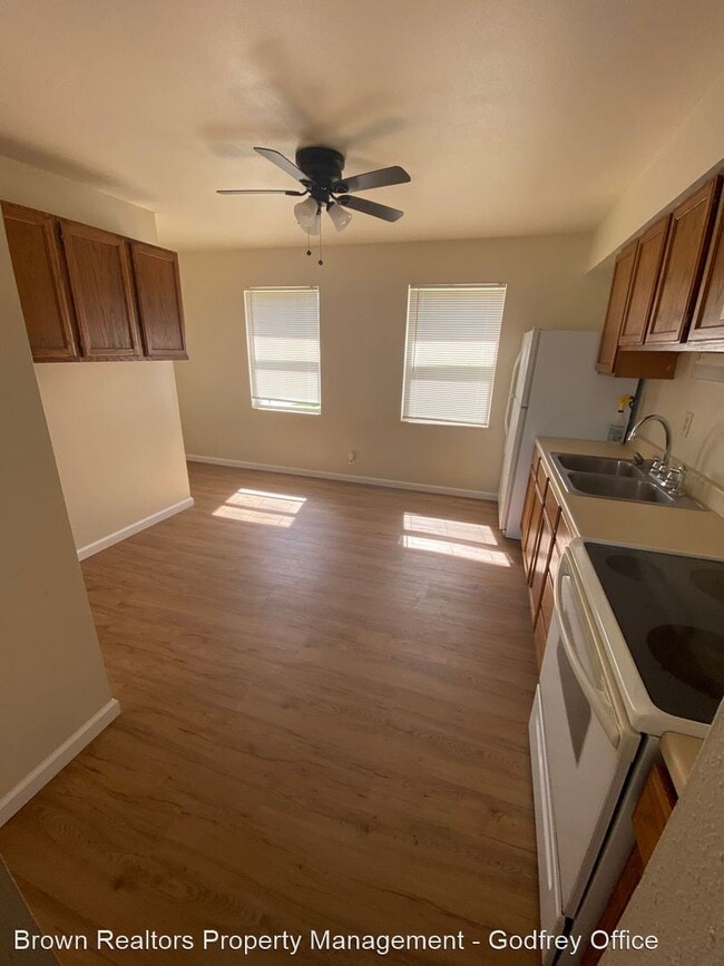 Building Photo - 2 br, 1 bath House - 601 N Duncan