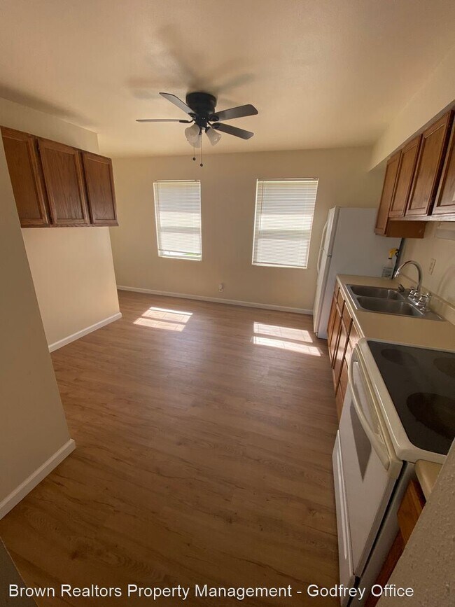 Foto del edificio - 2 br, 1 bath House - 601 N Duncan