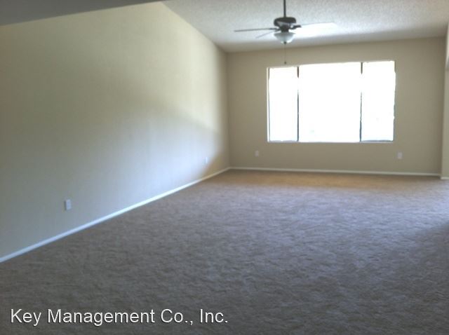Building Photo - 4 br, 2 bath House - 8033 W. Mclellan Rd.