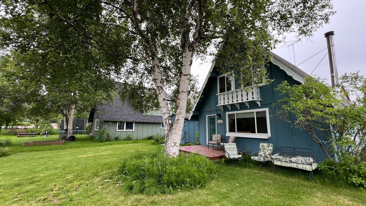 Primary Photo - Adorable A-Frame House with Unique Finishi...