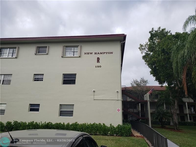 Primary Photo - 150 SW 134th Way