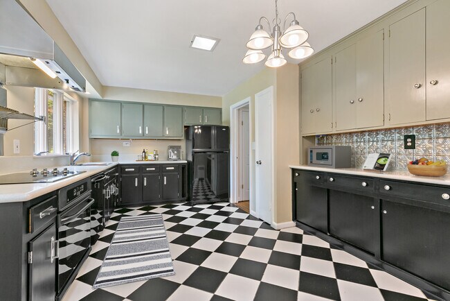 Foto del edificio - 148 Highland Ave