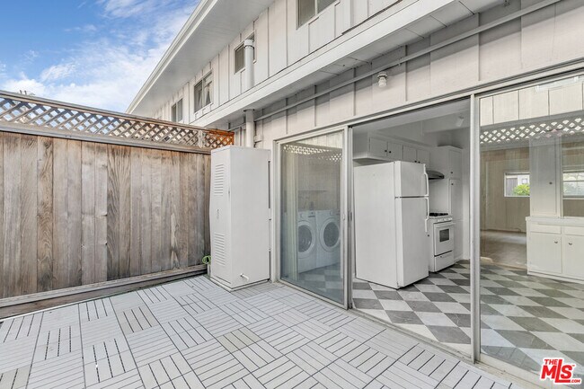 Foto del edificio - 4040 Grand View Blvd