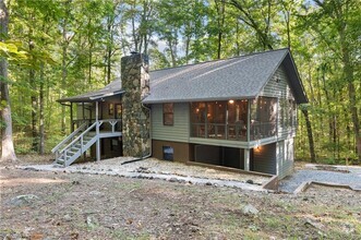 Building Photo - 172 Shady Trail
