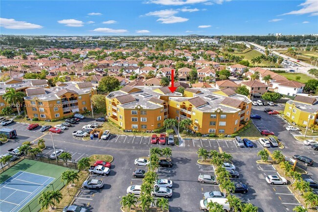 Foto del edificio - 9715 Fontainebleau Blvd