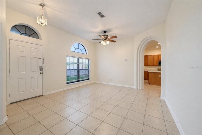 Building Photo - 540 Coventry Rd