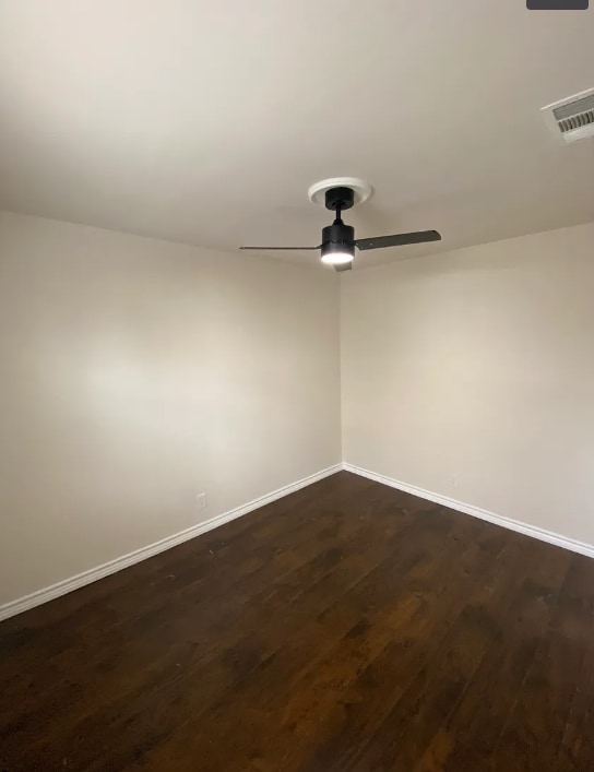 Foto del edificio - 5706 Pickfair Cir