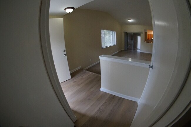 Building Photo - 6253 Sandcrest Cir