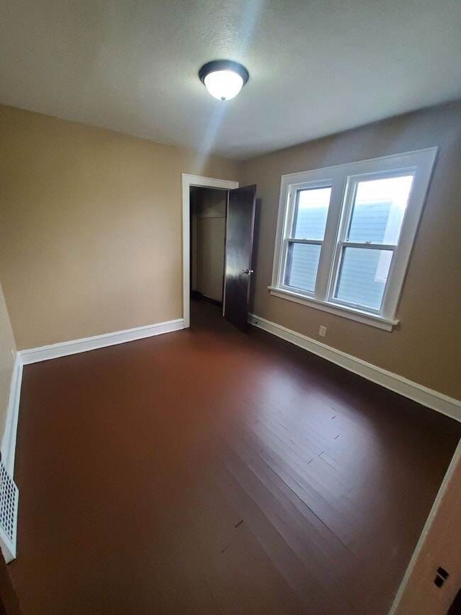 Foto del edificio - 2418 N 53rd St
