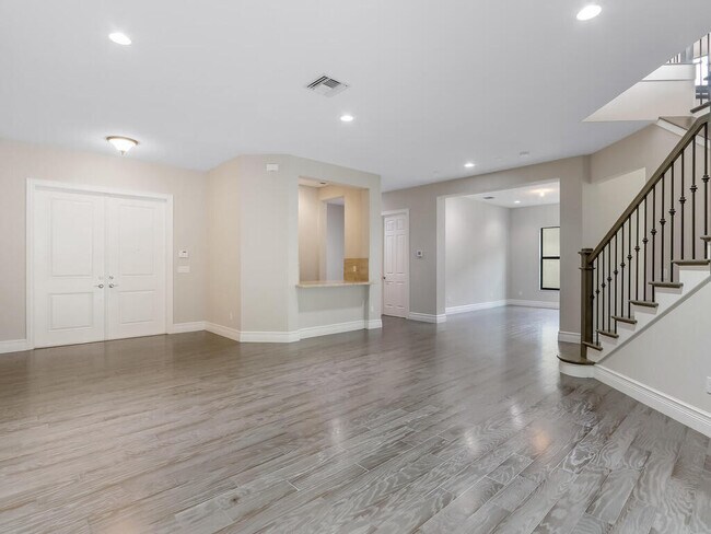 Foto del edificio - 16215 Pantheon Pass