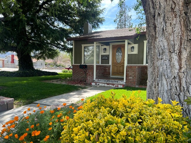 Building Photo - Charming Tehachapi Rental - downtown