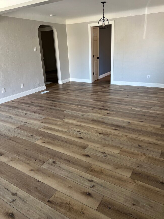 Dining Room - 3014 Maywood Ave