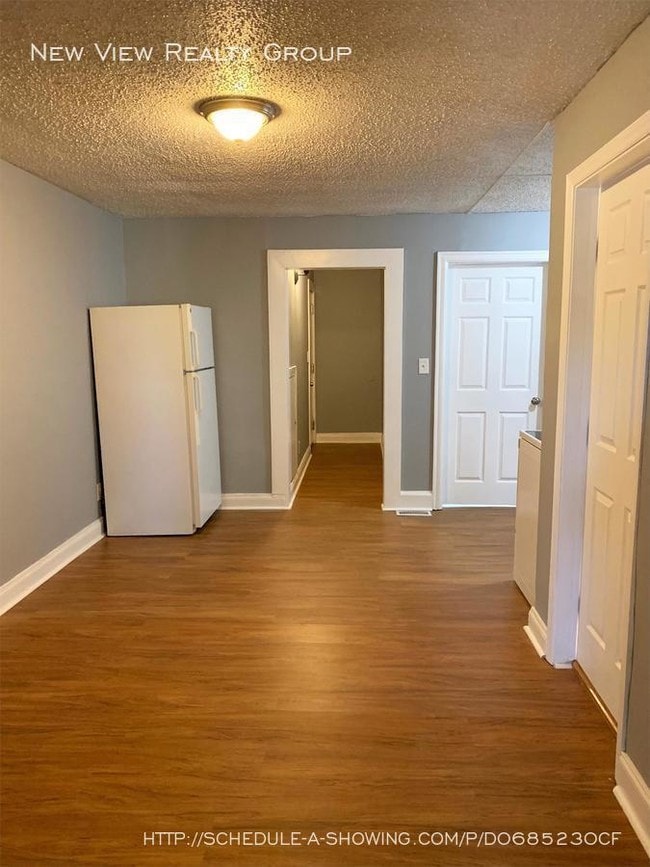 Photo - 112 Sylvania Ave Apartment