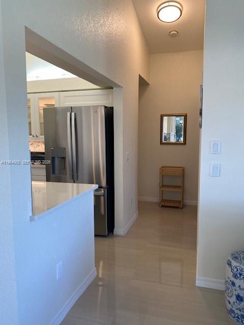 Foto del edificio - 1076 Rotonda Cir