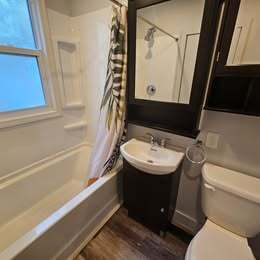 Building Photo - 1-4587 Cole Crescent