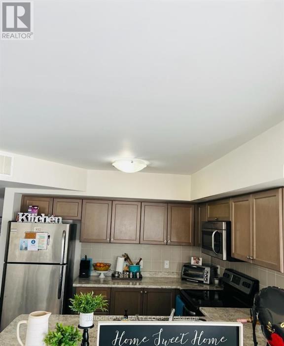 Building Photo - 2441 Greenwich Dr