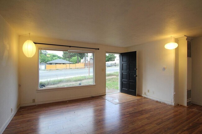 Building Photo - 11905 Renton Ave S