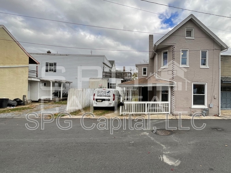 Foto principal - 118 S Harrison Ave