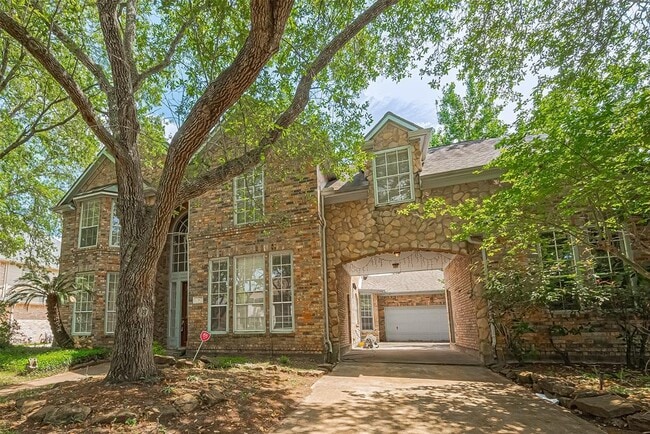 Building Photo - 36 Watermill Pl