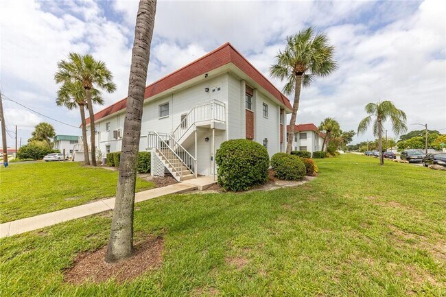 Building Photo - 3460 32nd Ave N