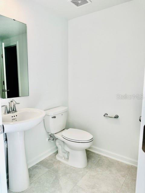 Building Photo - 2584 Runners Cir