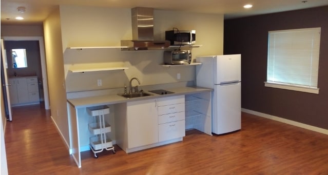 Kitchen - 2109 3rd St