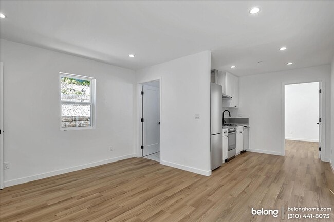 Building Photo - 22256 Avenue San Luis