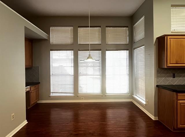 Foto del edificio - 4720 Lawrence Ln