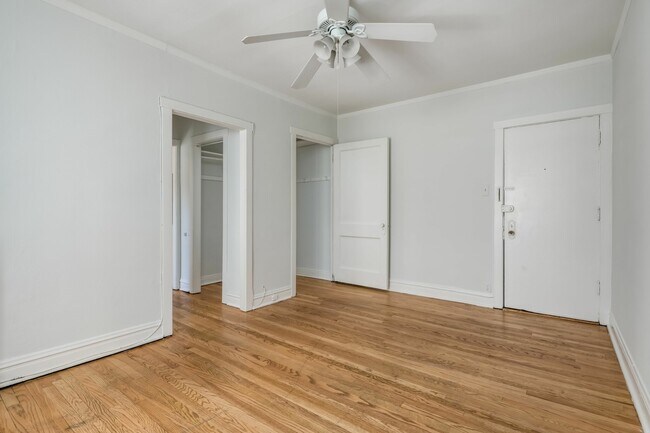 Foto del edificio - 658 W Oakdale Ave