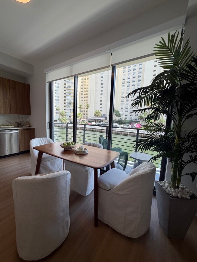 Building Photo - 11291 Biscayne Blvd