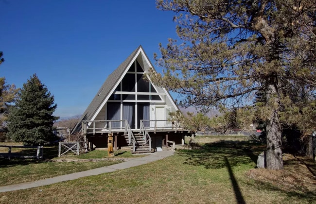 340 W Main St