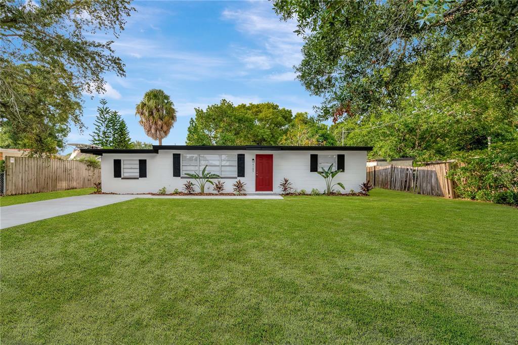 Primary Photo - 4105 W Mango Ave