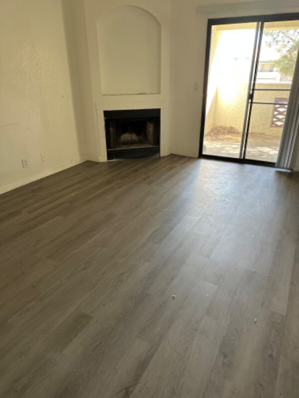 Foto del edificio - 8455 W Sahara Ave