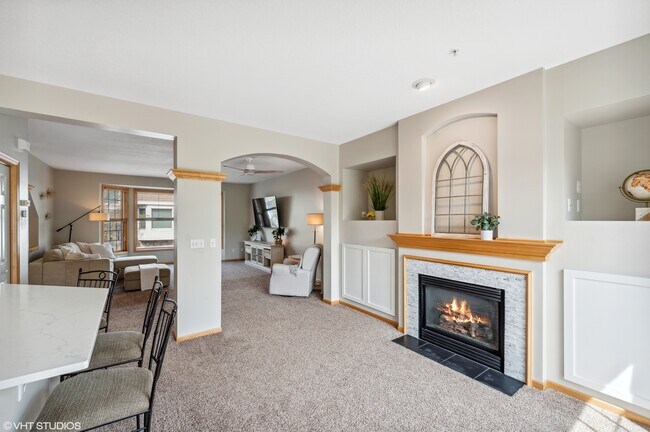 Foto del edificio - 977 Fairfield Ct