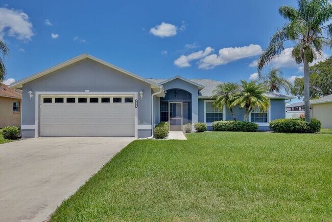 Photo - Beautiful 4/2 Pool Home with a Covered Pat...