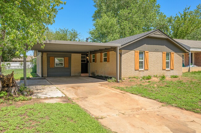 Photo - 2525 SE 47th St (Oklahoma City, OK) House