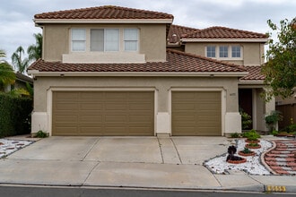 Building Photo - 6655 Hollycrest Ct