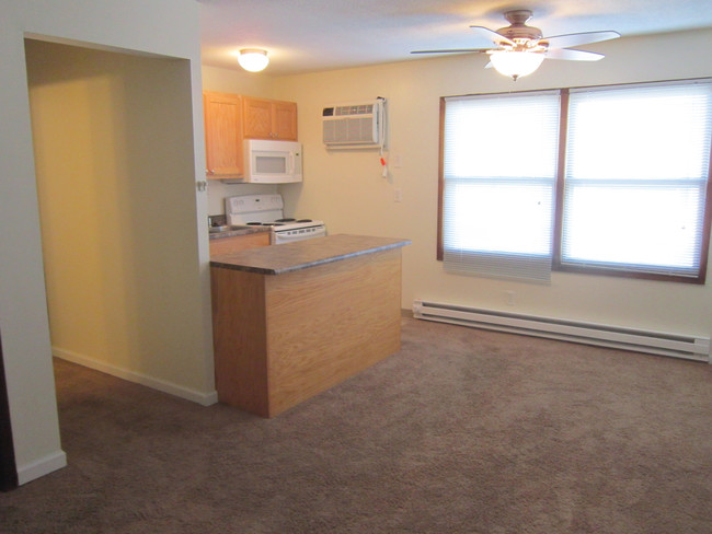 Building Photo - Capitol Heights