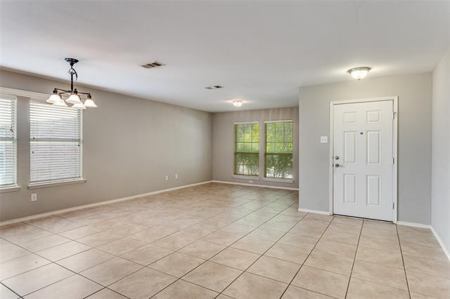 Building Photo - 12632 Summerwood Dr