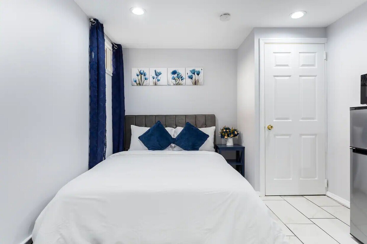 60 Beverly Rd Unit B, Hempstead, NY 11550 Apartments in Hempstead, NY